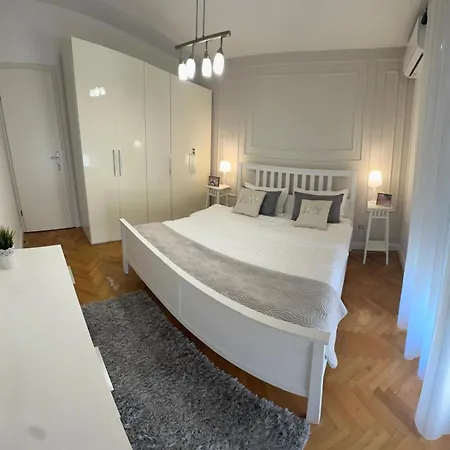 Apartment Julija